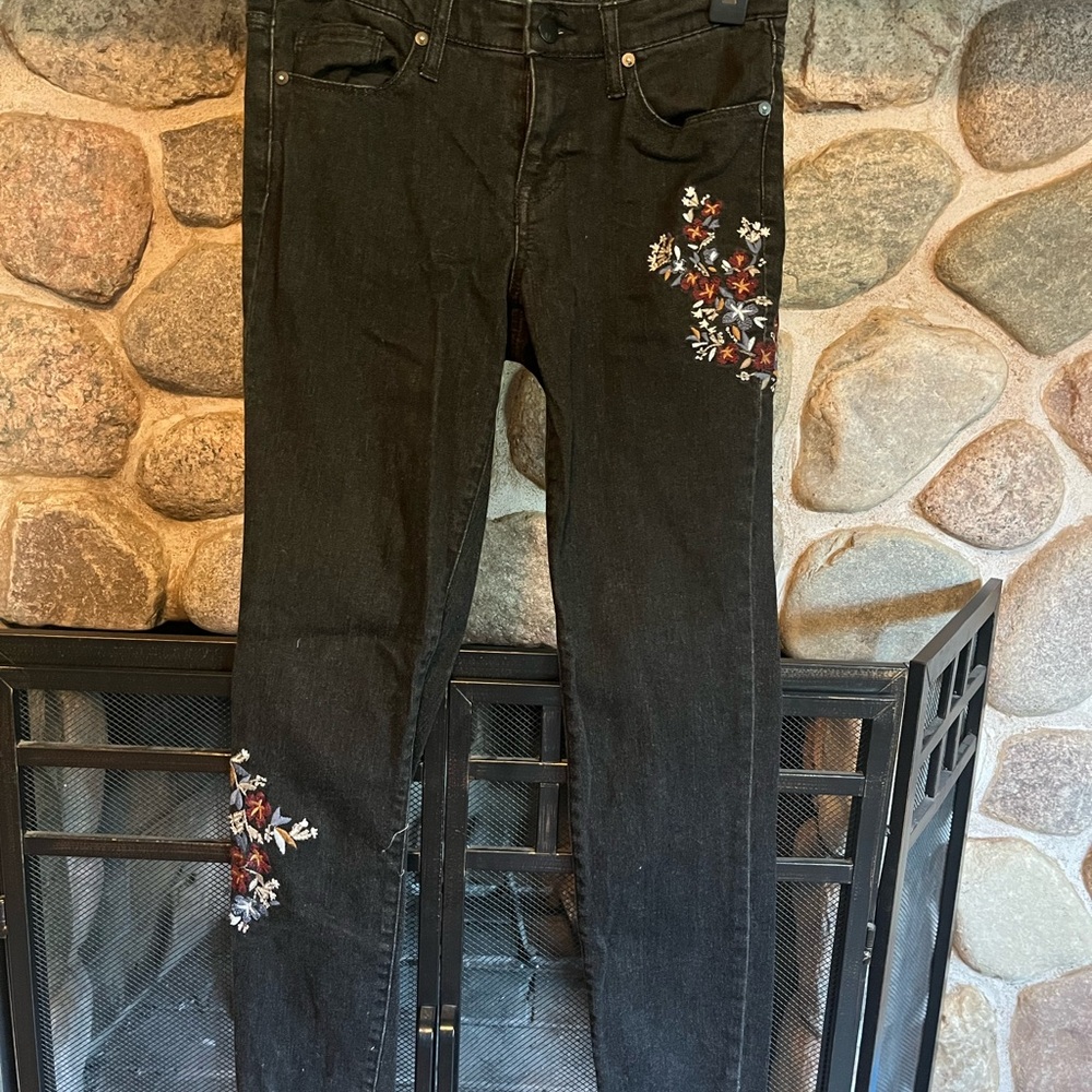 Mossimo Supply Co. Black Embroidered Mid Rise Skinny Jeans